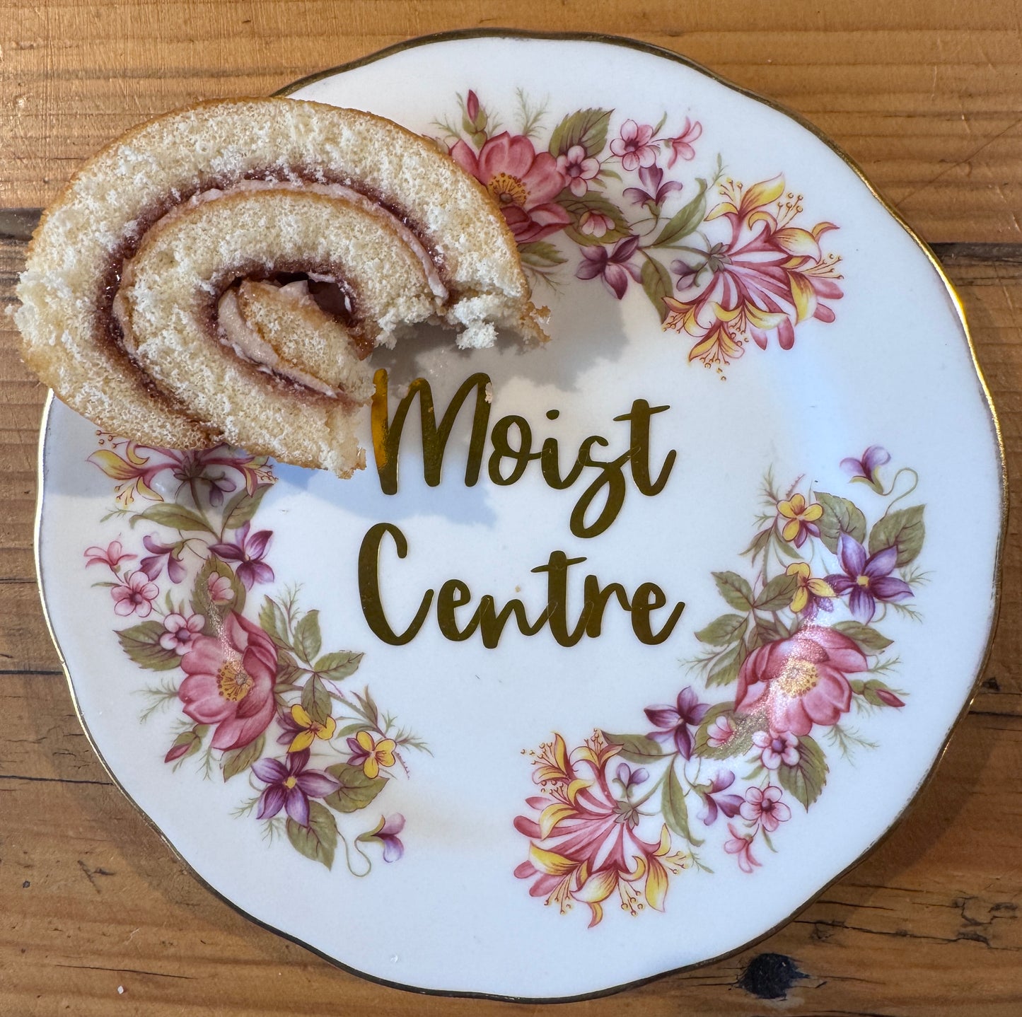 Moist Centre Tea Plate
